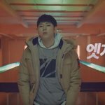 지코 새로 공개된 뮤직<b>비디오</b>