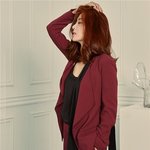 더케이투 송윤아, 젠틀우먼룩 박제가 필요함