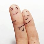 한번쯤 꼭 해봤던 손가락 <b>예술</b>
