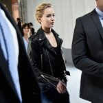 캐주얼하고입어도 <b>멋</b>나는 제니퍼로렌스