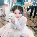 김유정 너무 이쁜거아니냐...