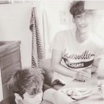 [EXO] 밥을 좋아하는 울 레이는 식탁도 먹어요