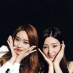 티아라 지연이랑 사진찍은 <b>정채</b>연ㄷㄷ