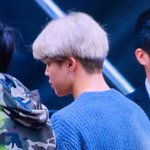 [방탄소년단] 지민이 머리 <b>백발</b>수준이다