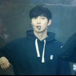 [EXO] 오늘 김준면 ㄹㅇ <b>청순</b>하네