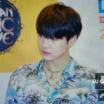 [방탄소년단] 이 <b>사진</b> <b>약</b>~간 정국이같지 않어????