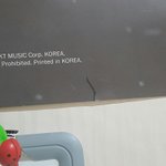 [EXO] 남동생이 포스터에 검은펜으로 <b>낙서</b>함ㅅㅂ