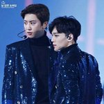 [EXO] 이거 의상만보면 <b>트로트</b>의상아니냐
