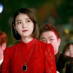 <b>머리</b>카락 <b>길이</b> 이정도인데 어깨닿을려면