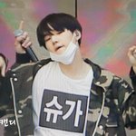 [방탄소년단] 얘들아 근데지금 진짜 <b>자야</b>됨