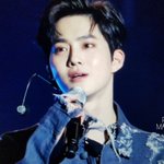 [EXO] 피부 죨라 <b>매끈</b>하다