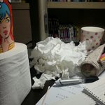 [ㅋㅋㅋㅋㅋ] 개약혐) 나 공부하는데 <b>콧물</b> 겁나 흘러서 휴지 이만큼씀...