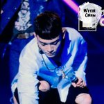 [CHEN] 아송페 무대 끝나고 <b>득템</b>한 체니