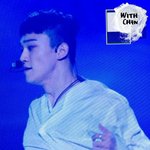 [CHEN] 속적삼 같은 옷이 <b>열일</b>하네