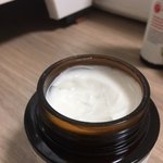 손톱에도 <b>수분</b>크림 발라주기 ~