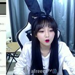 [댓글부탁해] 묶였던 <b>두손</b>을 풀고