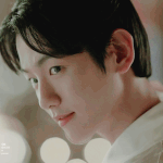 [EXO] 뒤돌아 보는 짤 과거 <b>회상</b>할 때