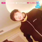 [EXO] 리더가 매번 출연해주는데 카이새끼 표정 왜 이따<b>구임</b>?
