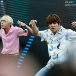 [EXO] 아미<b>뇬들</b> 꺼져라