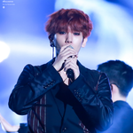 [백현] 에리들~  백현이 이 직캠들 안보면 듁을 때 ...