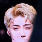 <b>세훈이</b> 머리 가운데만 올리는거 졸귀ㅠㅠ