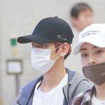 [백현] 백현이 <b>공항</b> 고화질