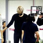 [EXO] ㅅㅂ 변백현 이짤 ㄹㅇ 치인다 <b>혼자</b>있으면 180