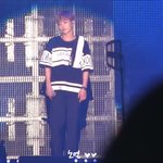 [시우민] 시우민 왜 이러는지 아시는 분?