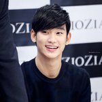 <b>두끼</b> 떡볶이 음식점에서 김수현 닮은 남자 봤다.