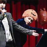 얼굴부터 <b>열일</b>하는 男아이돌