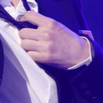[EXO] 누구손이게