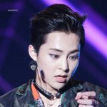 [시우민] 땀하면 이젠 <b>자동적</b>으로 시우민이 떠오른다ㅋㅋ