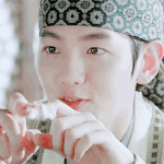 [EXO] <b>황자들</b> 다같이 궁에서 웃고 떠들던거 그립다