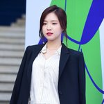 손나은 머리묶은거 존예