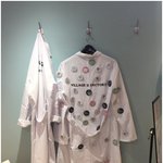 가로수길에 화장품매장같은데 레스토랑컨셉이라 <b>독특</b>해요!