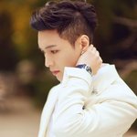 [EXO] 씽이 돈 엄청 많이 <b>버나</b> 봄 시계 봐