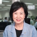 <b>d</b>^ㅇ^b f(x)멤버인 엠버의 <b>엄마</b>가 손혜원국회의원님이랑 비슷하게...