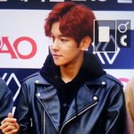 [EXO] 백현이 <b>눈</b> 왜 <b>저</b>럼????