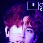 [백현] ㅋㅋ잘생기고 조각같은 얼굴을 <b>염증</b>때문에#백현