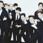 [EXO] <b>가온</b>앨범사서 잘생긴.갓소얼굴봐료~~~