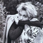 [EXO] 이때백현이화보무슨<b>잡지</b>엿지