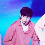 [EXO] 자기도 자기<b>자신</b>이 너무 심각하게 잘생긴거 알고있겠지