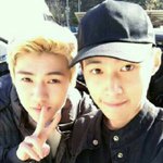 [EXO] 오세훈은 걍 <b>전면</b>카라가 안받는듯