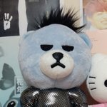 YG엔터테이먼트에서 인형도 <b>만듬</b>?