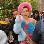 상의안입고 <b>리본</b>만????