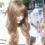 <b>만화</b> 찢고 그대로 나온 女돌들