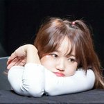 절로 손을 부르는 女돌 <b>모찌</b>볼살