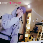 [EXO] 박찬열 진짜 팬 아끼는거 조카