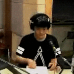 [CHEN] <b>종이</b> 돌리기 과거와 현재ㅋㅋㅋ