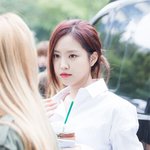 막상 보면 말걸기 <b>힘들</b> 것 같은 女돌